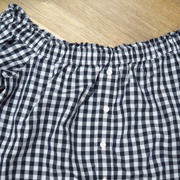 Abercrombie and Fitch Off-shoulder checkered top - Picture 6 of 10